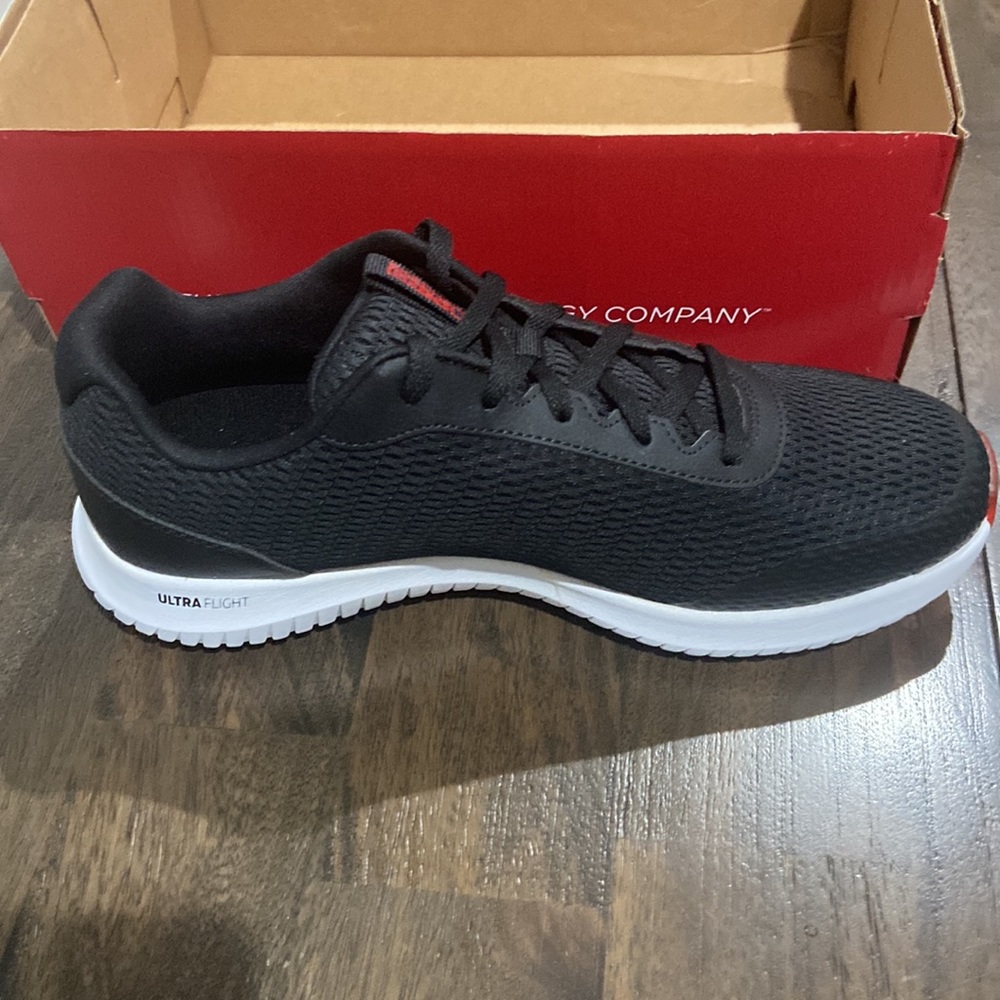 Skechers Men's GO GOLF Max Fairway 3 Golf Shoes men's 10.5 NWT black white red - Picture 8 of 11